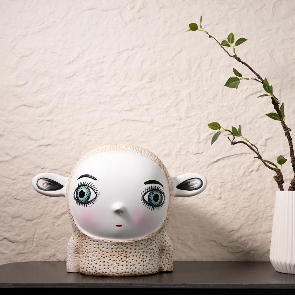 Resin Handicrafts Cartoon Human Figure Sculpture Abstract Painted Aliens Big Eyes Boy Decorative Figurines Home Decoration