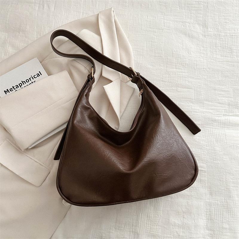 Korean Style Faux Leather Shoulder Bag for Women Trendy Minimalist Crossbody Tote Handbag CLE