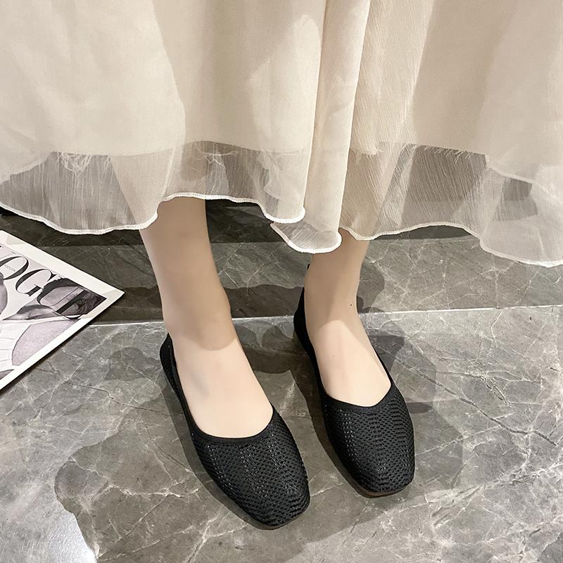 

Модная женская обувь большого размера, модная сетчатая выдолбленная дышащая мягкая подошва, нескользящая повседневная обувь на плоской подошве для женщин 2024 37 чёрный