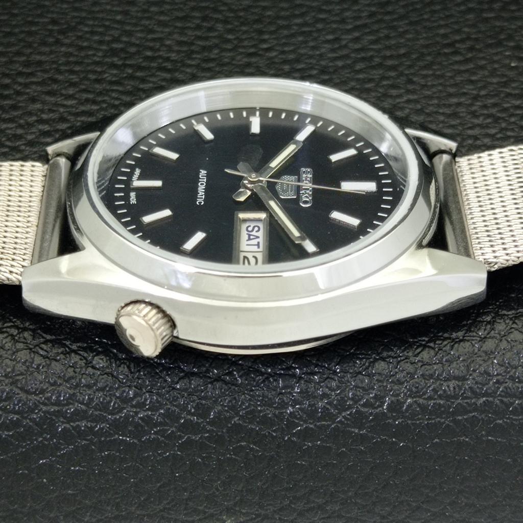 VINTAGE SEIKO 5 AUTOMATIC REFURBISHED JAPAN MENS BLACK DIAL WATCH A440533-9 Sk-a440533-1