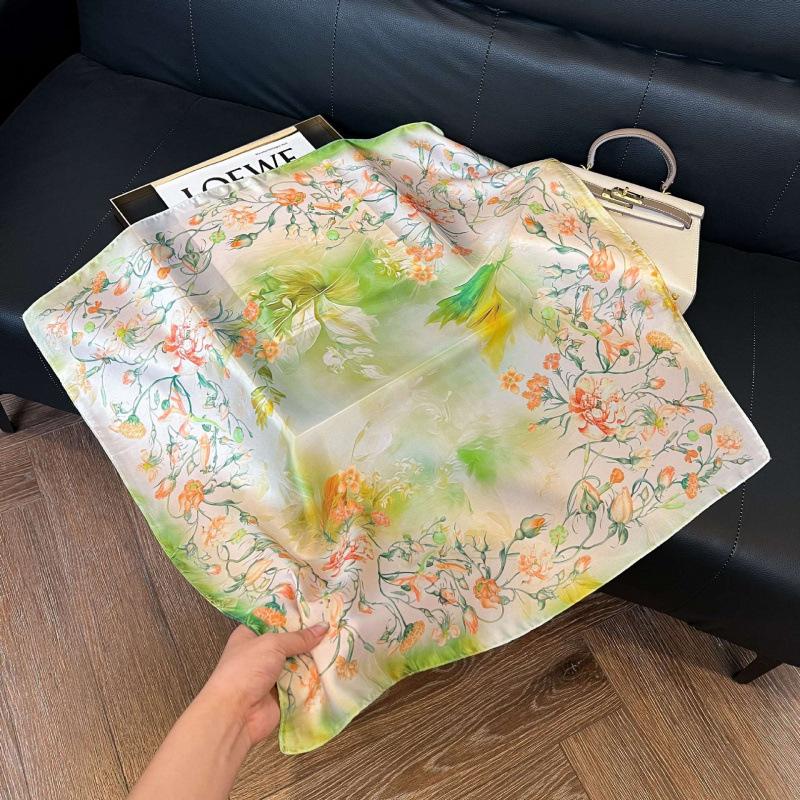Fashion Black and White Printing Temperament Square Scarf Imitation Silk Korean Version Decorative Scarf Scarf Professional Decorative Shawl Silk Scar
