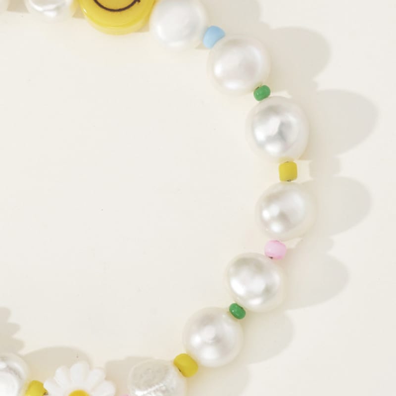 FINDELISE Daisy Freshwater Pearl Bracelet