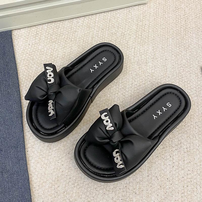 Flat-bottomed slippers women's summer new rhinestone bow word casual beach cool slippers