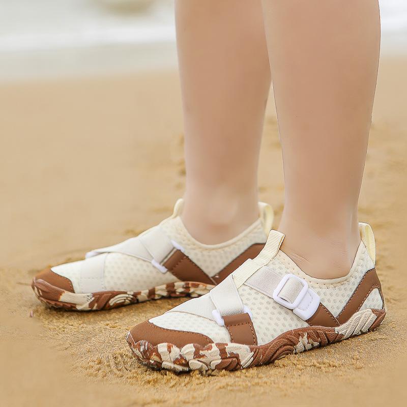 Parent-child creek shoes outdoor swimming wading shoes light and quick-drying five-finger shoes comfortable and breathable beach shoes