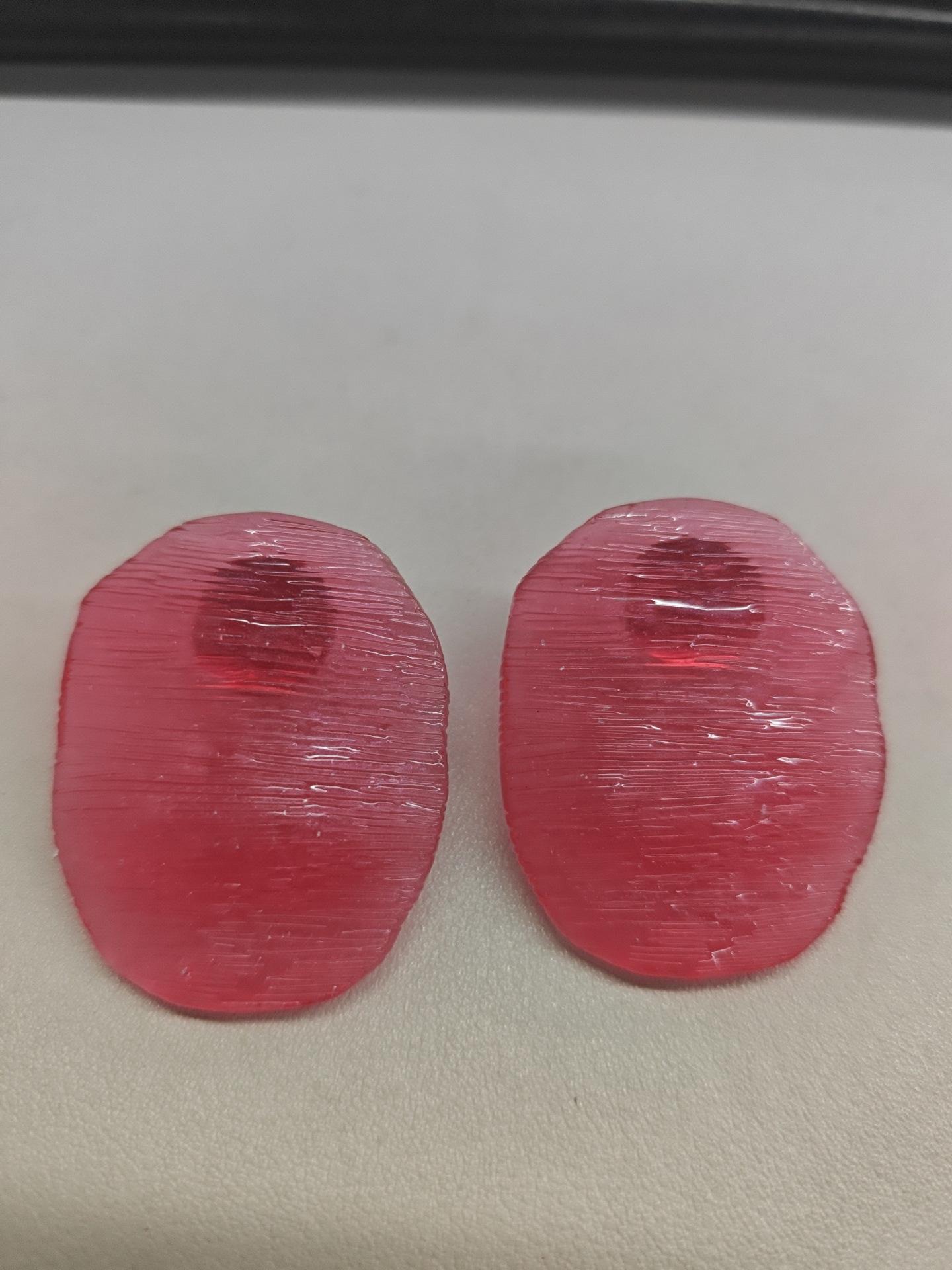 

Гала-концерт Весеннего фестиваля 2025 года, серьги-клипсы в виде розовых креветок, как у Фэй Вонг, преувеличенные элитные серьги-пусеты, модные и простые серьги