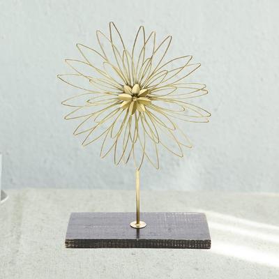 Metal Finish Flower Shape Antique Handmade Sculpture Table Artifacts Showpiece Items for Home Decor Living Room