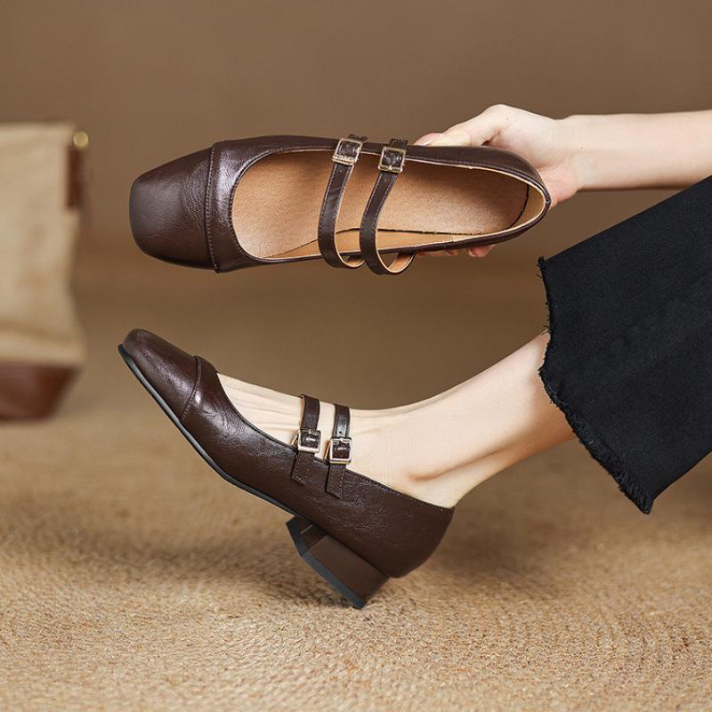 New women's casual single shoes light mouth solid color low heel soft sole size women's shoes flat heel buckle square head lazy shoes