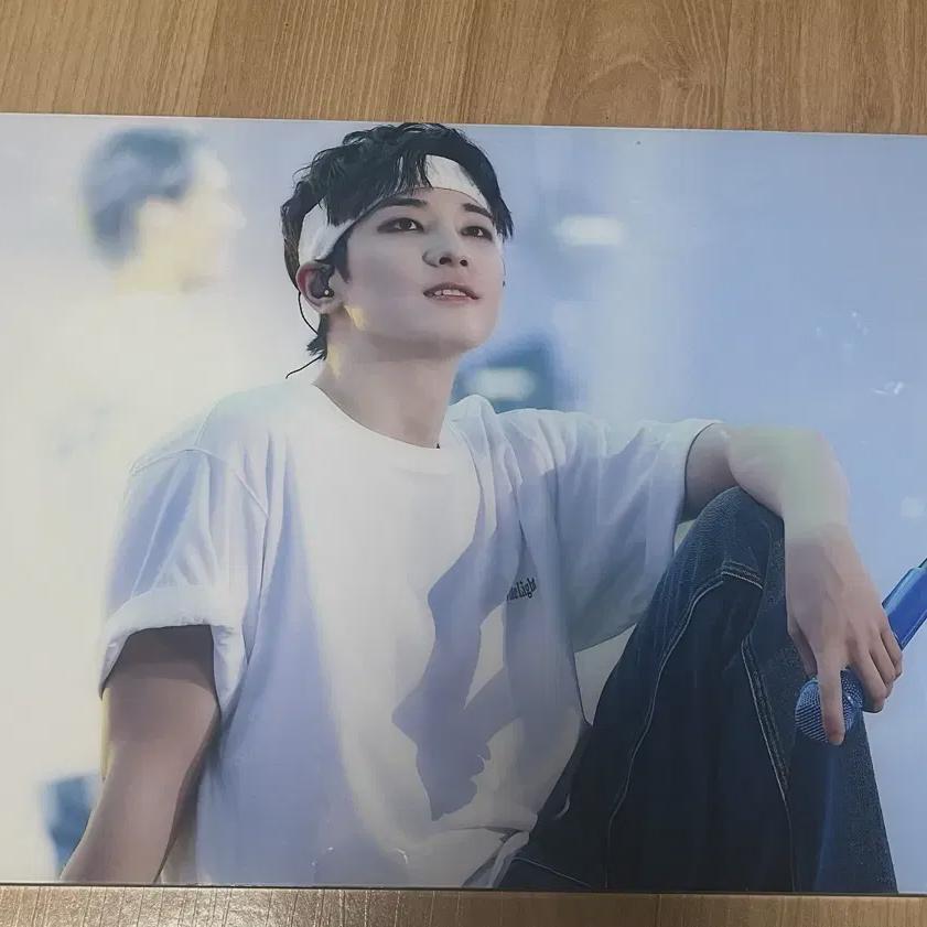 

Seventeen Акриловая рамка ВонУ формата А3