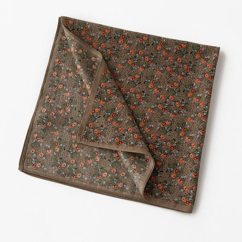 

Модный 通勤 Шелковый шарф-симуляция Пасторальный Маленький квадратный шарф Тонкий Принтованный Декоративный шарф Шарф Женский 65*65cm