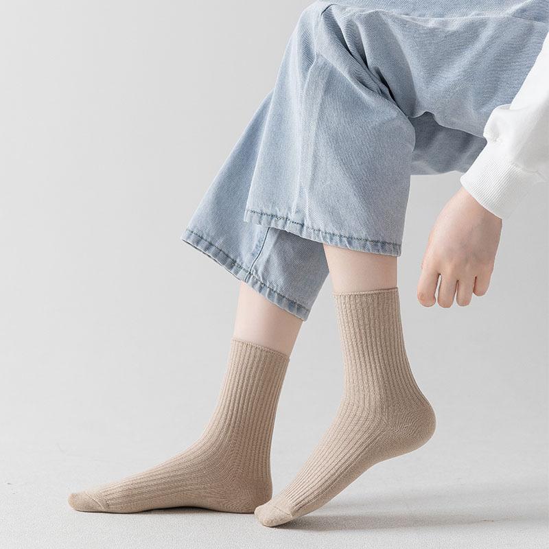 2 Pairs Of New Japanese Socks Set Solid Color Women's Casual Cotton Socks Autumn Simple Women's Medium Length Socks