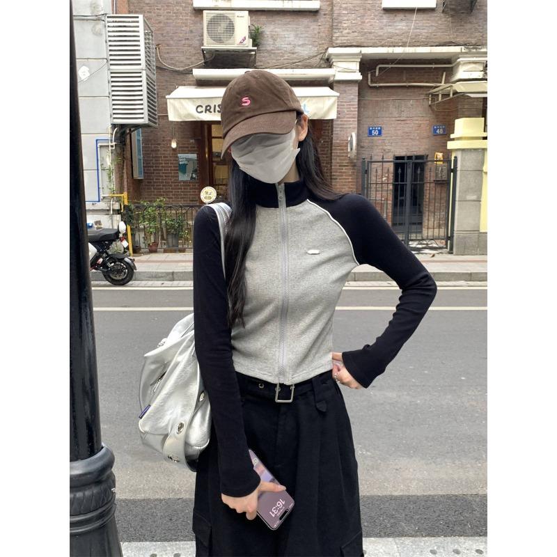 Wear a Contrasting Color Stand-up Neck Knitted Cardigan In Early Autumn, Front Shoulder Zipper, Long-sleeved Top, Slim-fitting Jacket for Women