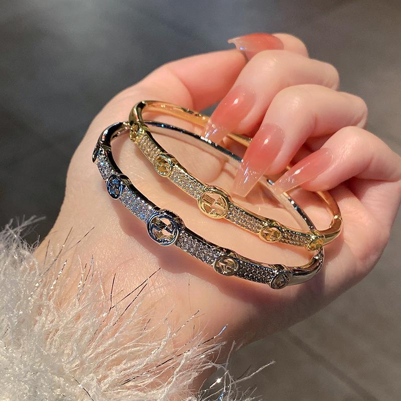 Serpentine Bracelet, Starry Sky, Versatile, Fashionable, High End Design, Open Mouth Bracelet