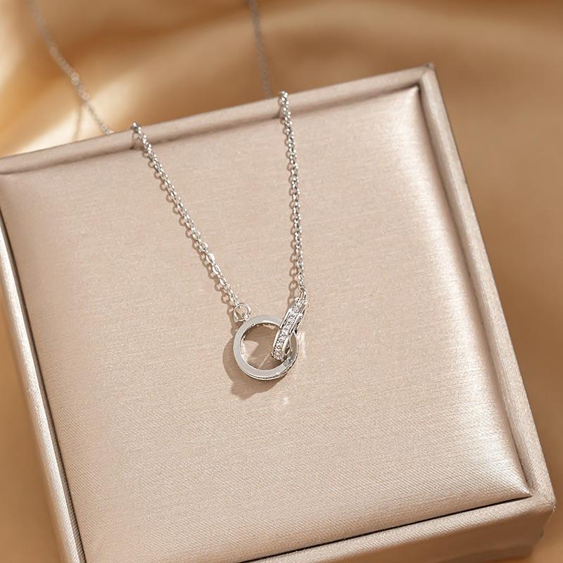 Exquisite French Minimalist Double Ring Diamond Clavicle Necklace for Women