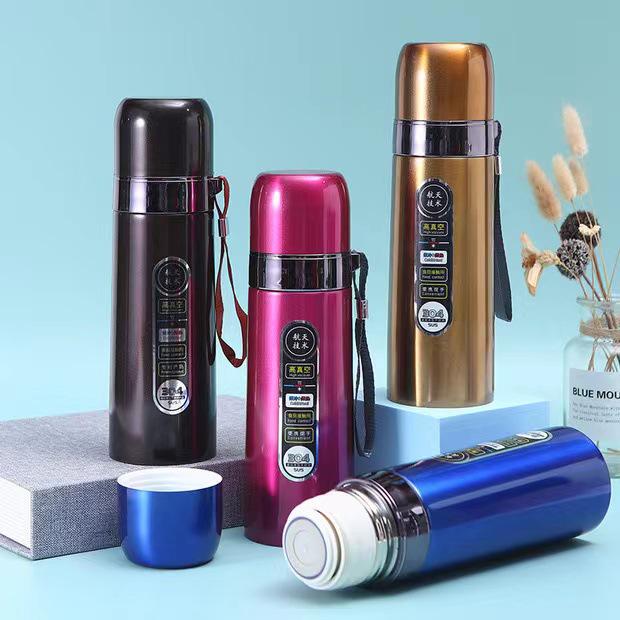 304 Stainless Steel Bullet Thermos 500ml with Lanyard, Insulated Engraved Water Cup for Business or Office Gift