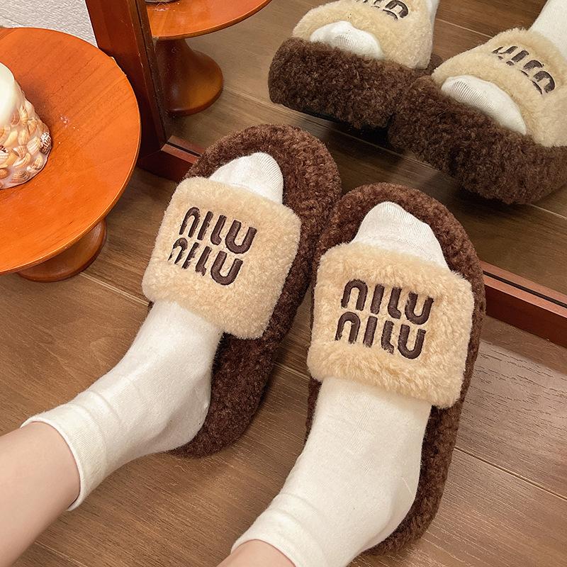 Englische Internet-Berühmtheit Hausschuhe Damenbekleidung 2025 Herbst neu super angesagt vielseitig retro bequem ausländische Haar-Schleppe