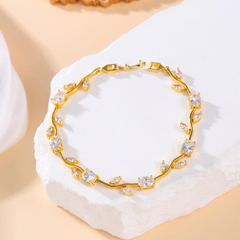

Pure Adjustable High Quality Sparkling Cubic Zirconia Tennis Bracelet Bridal Jewelry Set