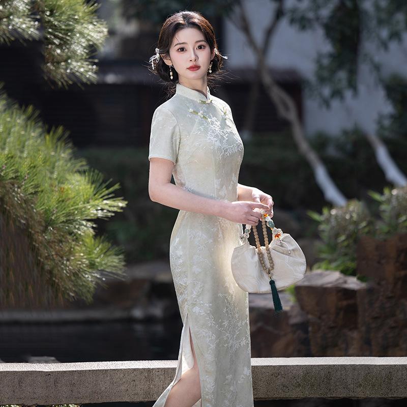 Double placket national style new Chinese long cheongsam improved young 1011 new women's high-end short-sleeved catwalk summer