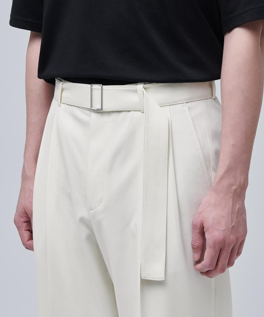 Musinsa Standard Real Wide Belted Slacks [Cream]