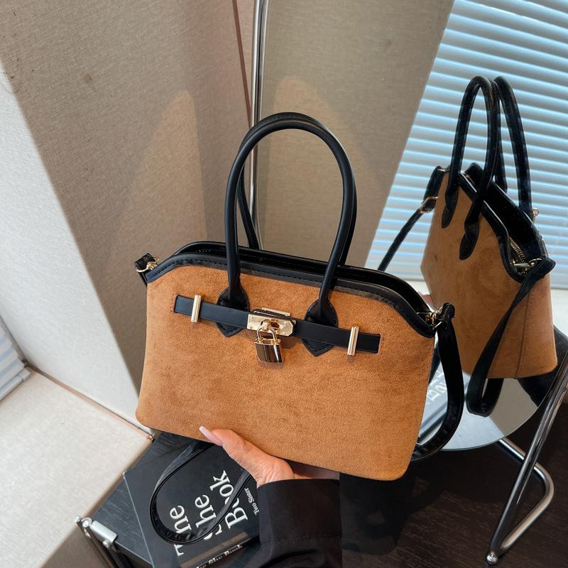 Retro matte small bag women's autumn and winter new versatile messenger bag high-end portable small bag