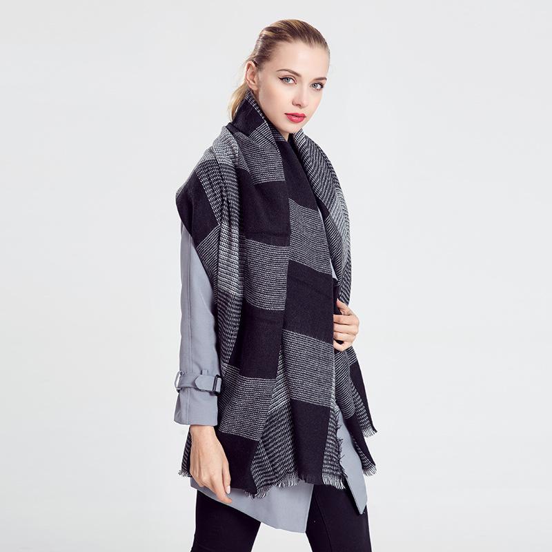 Fan Da Square Contrasting Color Plaid Scarf, Male and Female Couples Square Wool Scarf, Korean Version of the Big Shawl