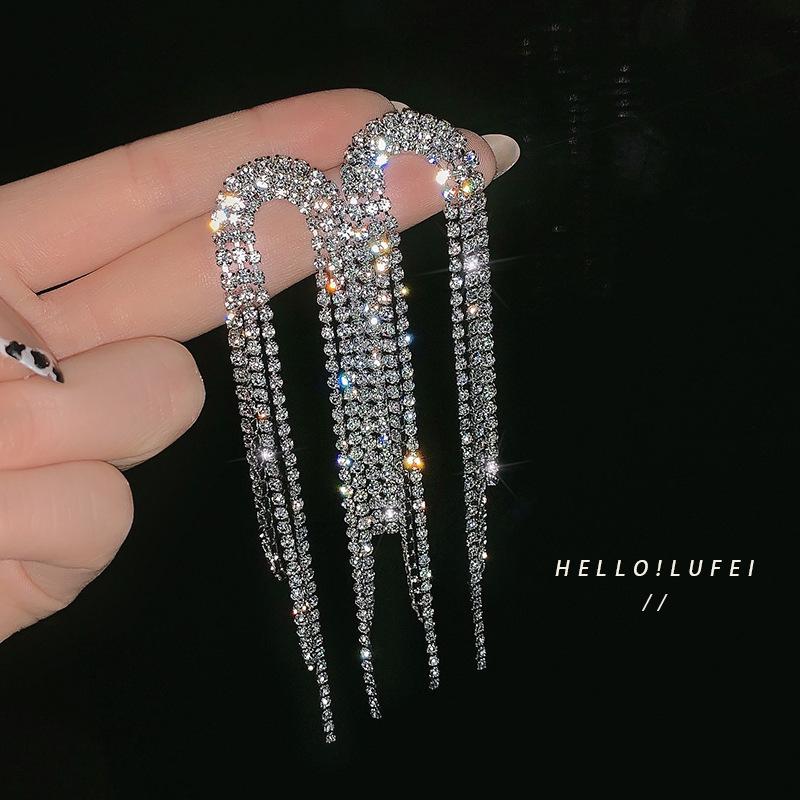 2023 Trendy Dame Øredobber med Lange Dusker og 925 Sterlingsølvnål