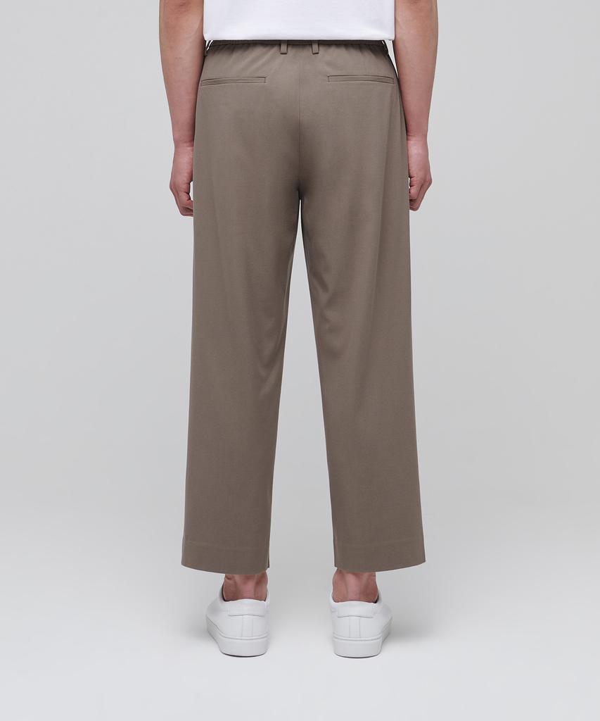 Musinsa Standard Lightweight Wide Drawstring Banded Crop Slacks [Dusty Beige]