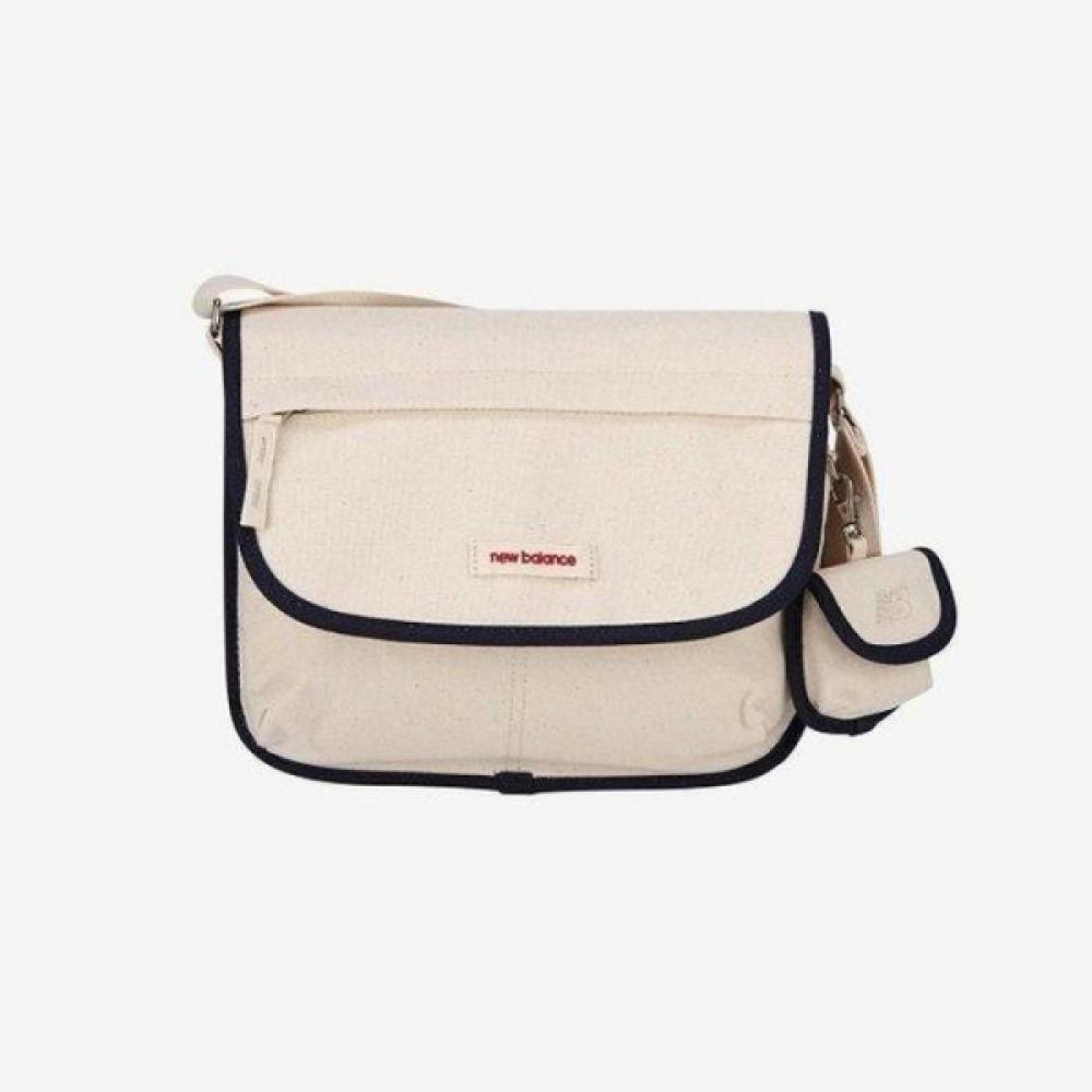 

New Balance Canvas Messenger Bag Nbgcdae501 39 Ivory/FREE