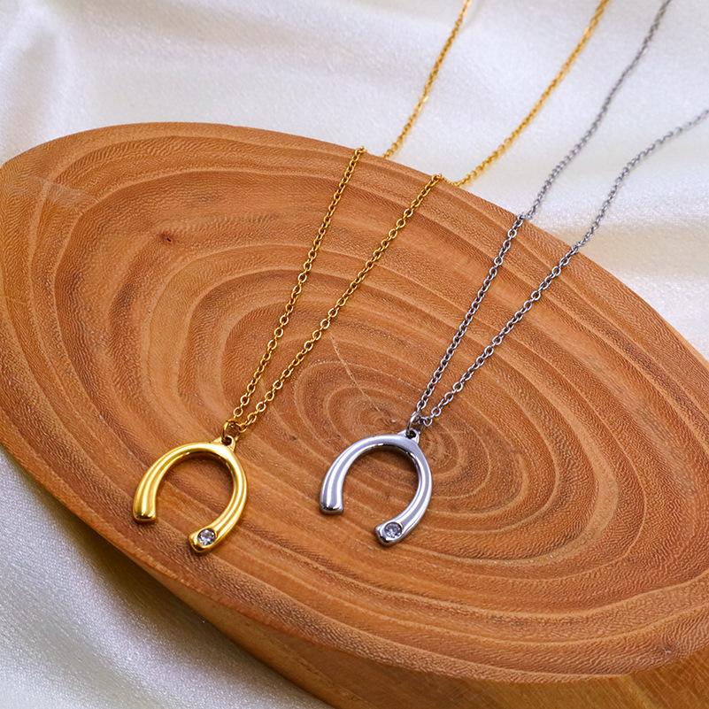 Pendentif Polyvalent Rétro en Acier Inoxydable en Forme de U, Bijou Chaîne Clavicule, Collier Doré Ne Se Décolore Pas Pour Filles