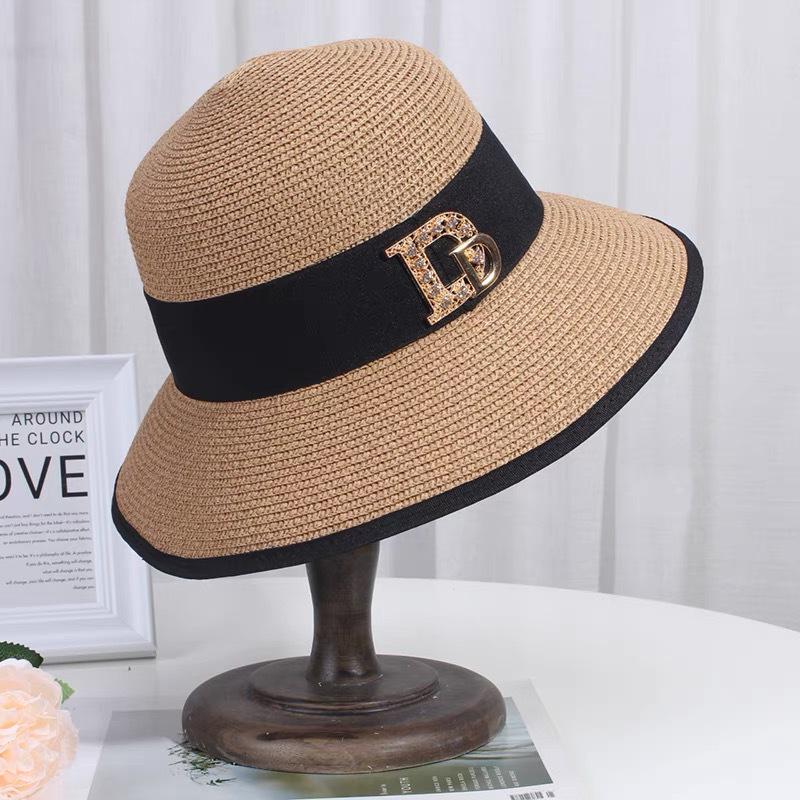 Women's Trendy Wide Brim Summer Sun Hat for Travel and Beach
