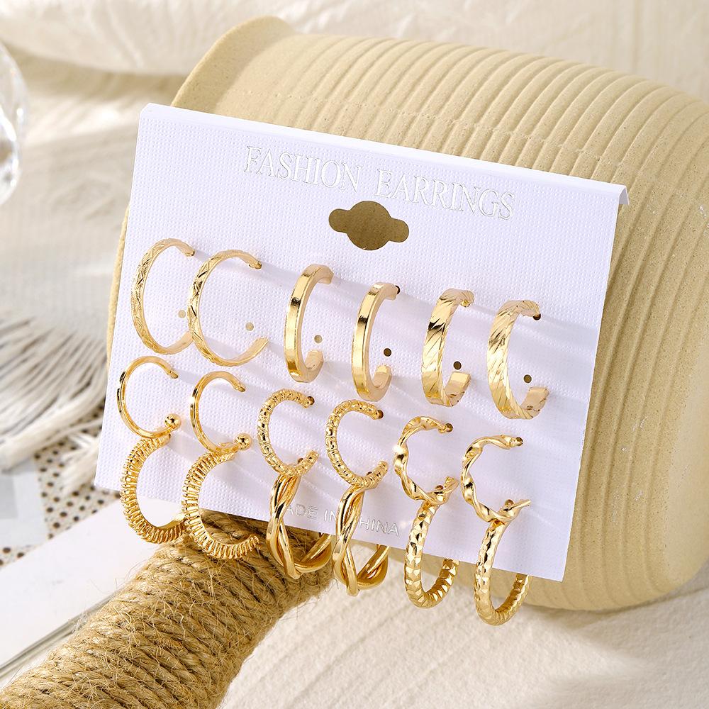 Stylish and Simple Earrings Set Femininity Versatile Personality Exaggerated Atmosphere High-end Earrings