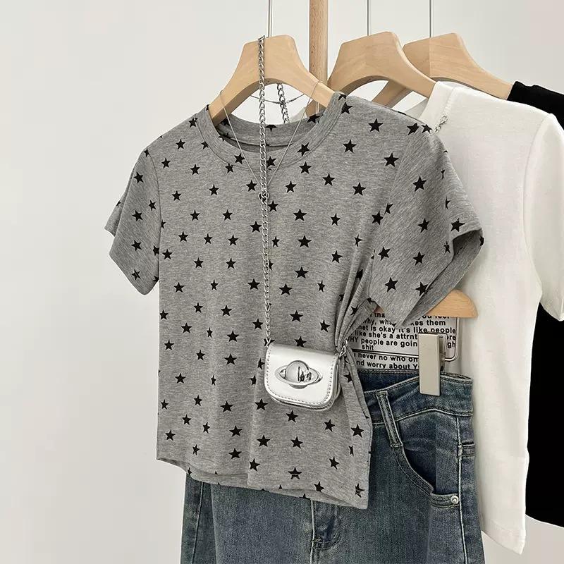 Designed star printed short-sleeved t-shirt for women in spring and summer new personality wear right shoulder short pure desire sweet top