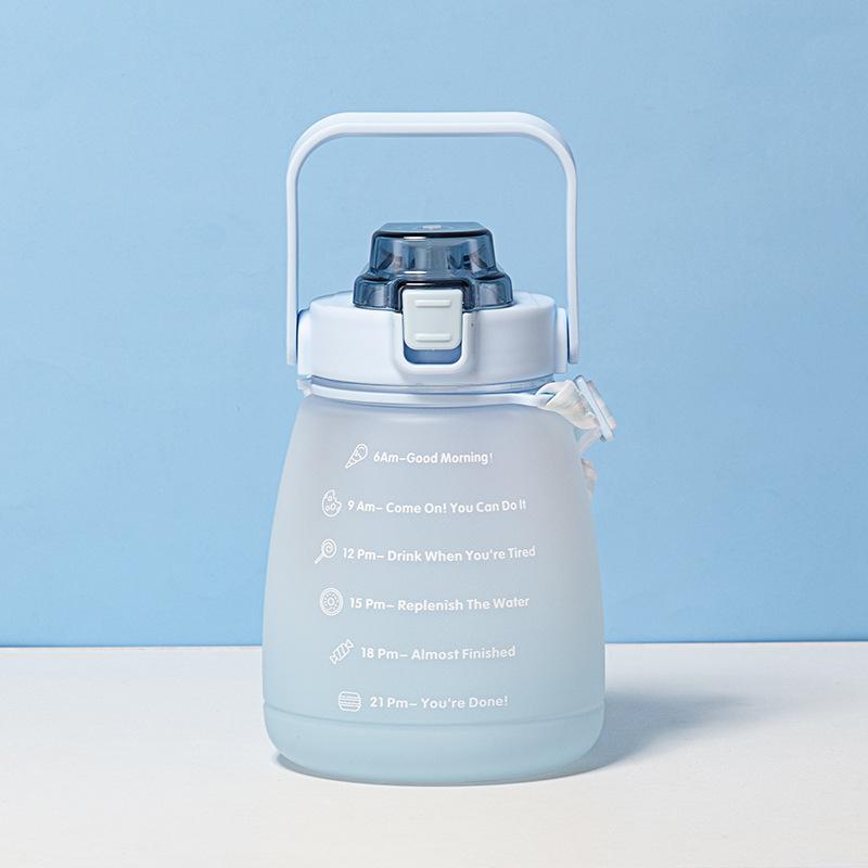 

Градиентный цветной большой стаканчик для живота, двухцветная градиентная бутылка для воды, пищевая пластиковая градиентная песочная бутылка для воды, легко носить с собой