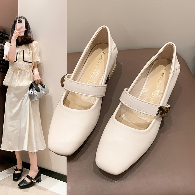 Fashion Designers Woman Flats Shoes Fashion Shallow Slip On Women Soft Sole Ballet Shoes Ladies Casual Outdoor Flat Loafers Ladies Shoes
