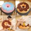 Almofada de pelúcia em formato de donut, fofa e ideal para decoração de casa e assento confortável.