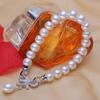 Elegant Pearl Bow Bracelet: Fashionable and Versatile Jewelry Gift for Girlfriend this Christmas