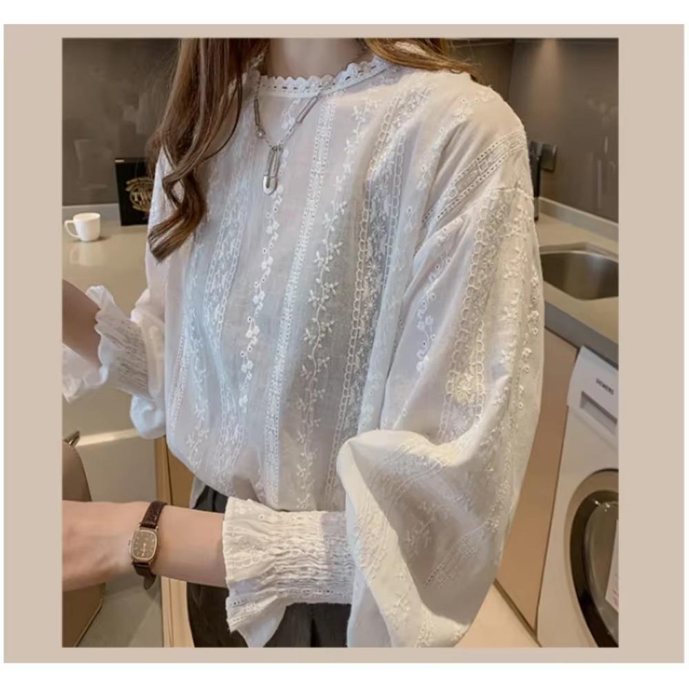 Vintage Style Lace Shirt Flare Sleeve Hollow Out White Blouse Casual Clothing New Fashion Women Lace Tops