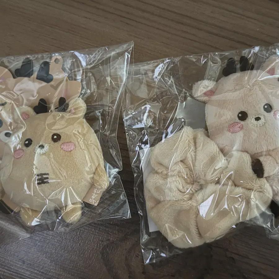 

Мини-брелок для ключей Riize Urak Bum Scrunch