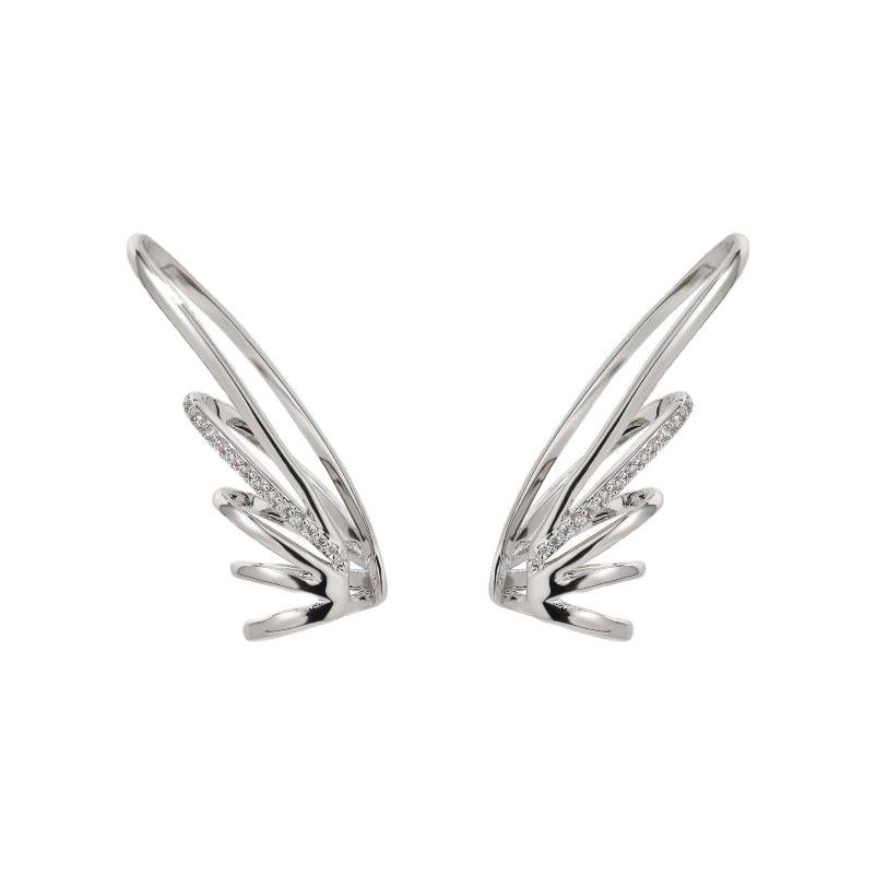 Butterfly Wing Ear Cuff: Stylish & Versatile for Women