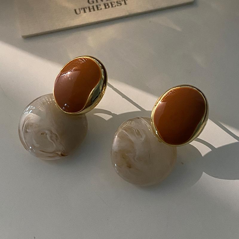 Butterfly Stud Earrings Maillard Geometric Design Niche Earrings French Retro Drip Glaze Earrings Women