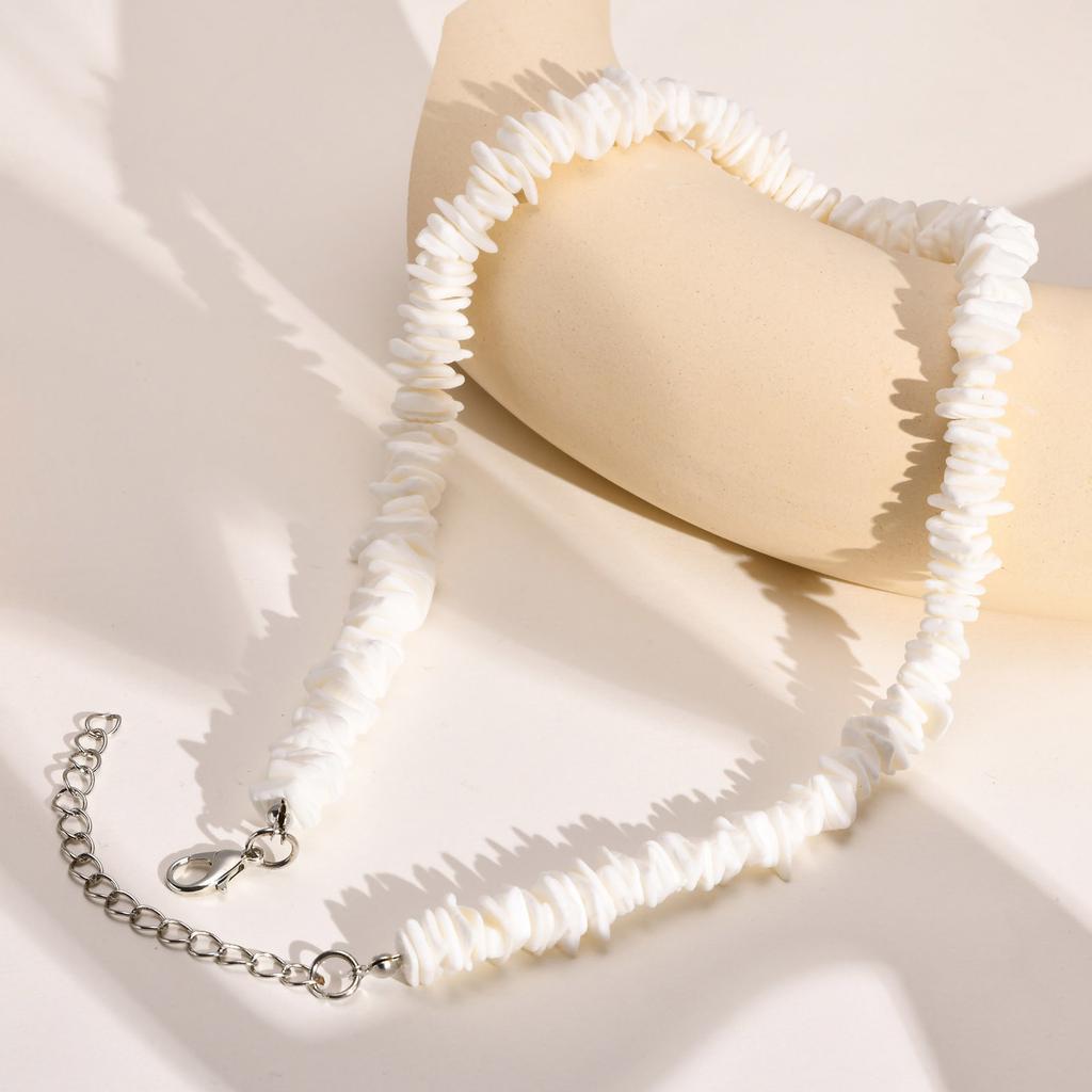 Collana girocollo con conchiglie bianche hawaiane per donna, maglia a catena con conchiglie Puka