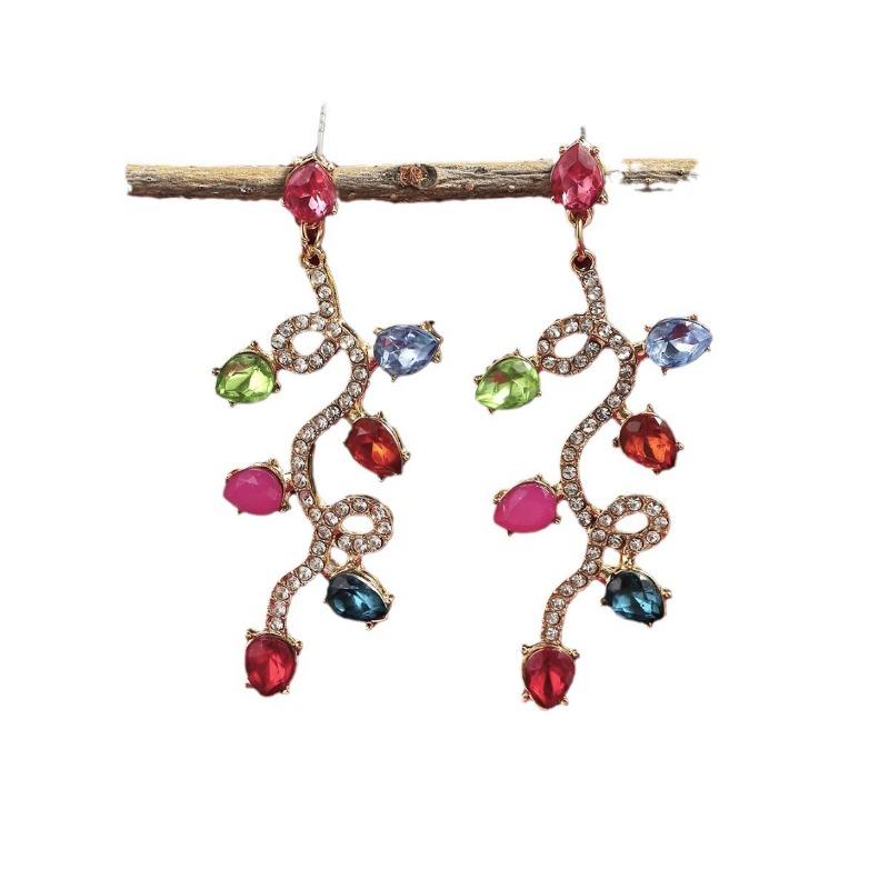 Hot-selling Christmas Hot-picking Ear Ornaments, Exaggerated Long Festive Hollow Simple Christmas Earrings