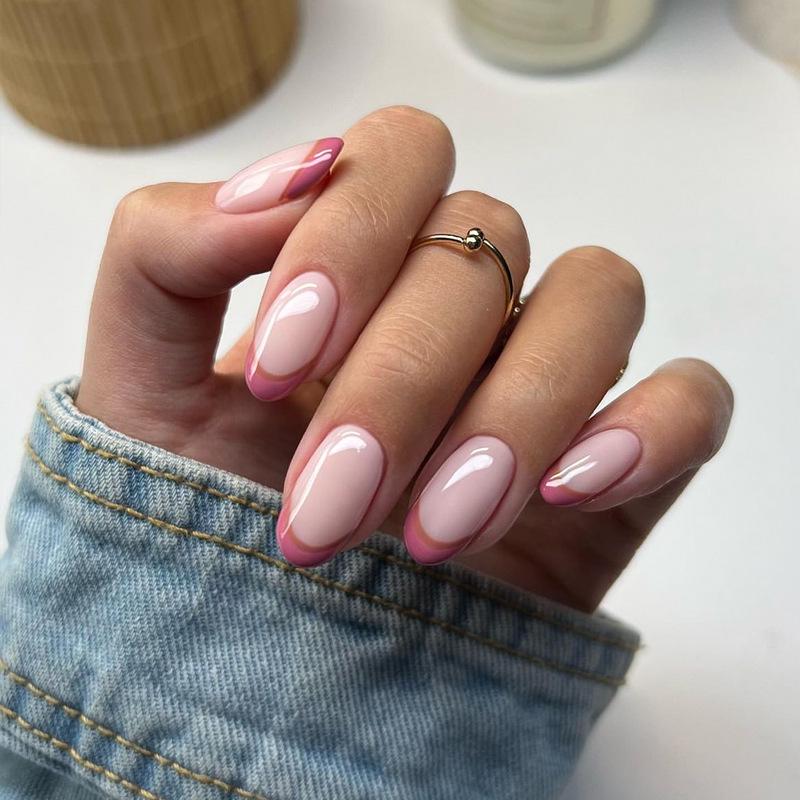 

Nude Pink Medium-Long Wearable Nail Patches - Easy-to-Apply Removable Nail Art Gold Plated Top Coat