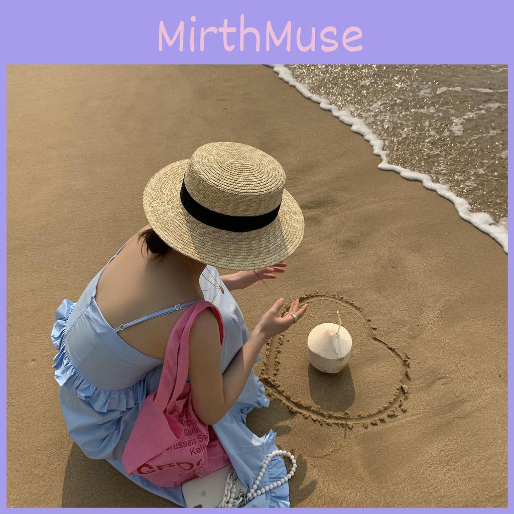 Beach Ready Womens Straw Hat For Sun Protection In Classic Black And White