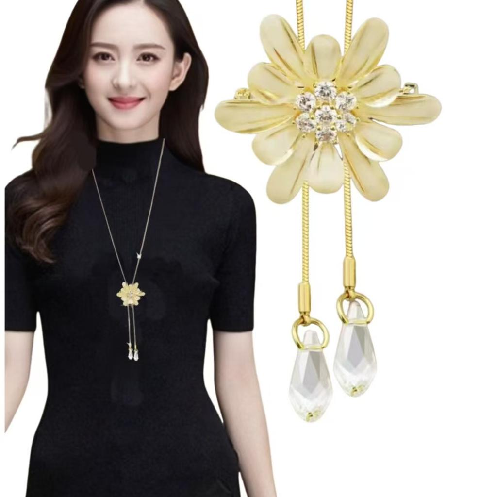 Versatile autumn and winter explosive sweater chain niche long necklace pendant fringed accessories pendant