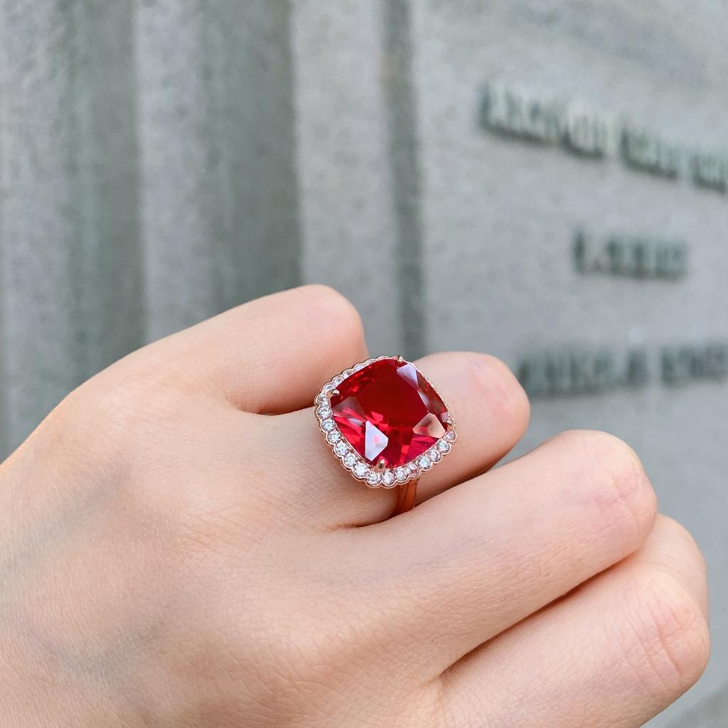 Jewelry Popular Retro Simulation Color Treasure Rose Gold Ruby Ring Main Stone 14 * 14