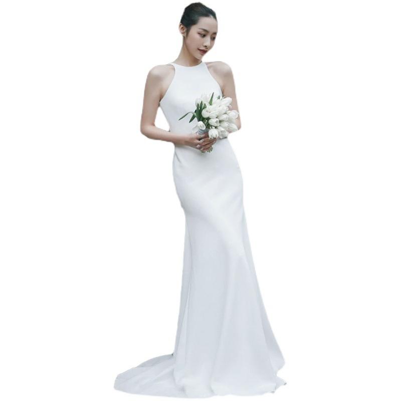 Neck-hanging Light Wedding Dress Bridal Door Dress White Satin Simple Fishtail Dress Skirt Trailing Tail Travel Photo Welcome Veil