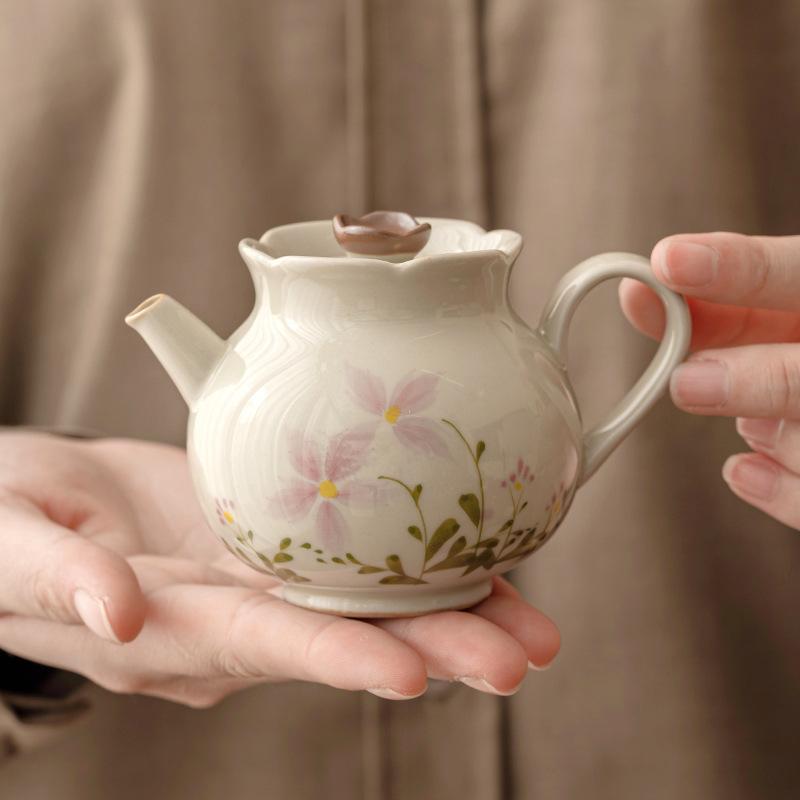 Small Daisy Teapot To Make Tea Household Bud Pot Chinese Ceramic Kung Fu Tea Set Single Pot Tea Maker