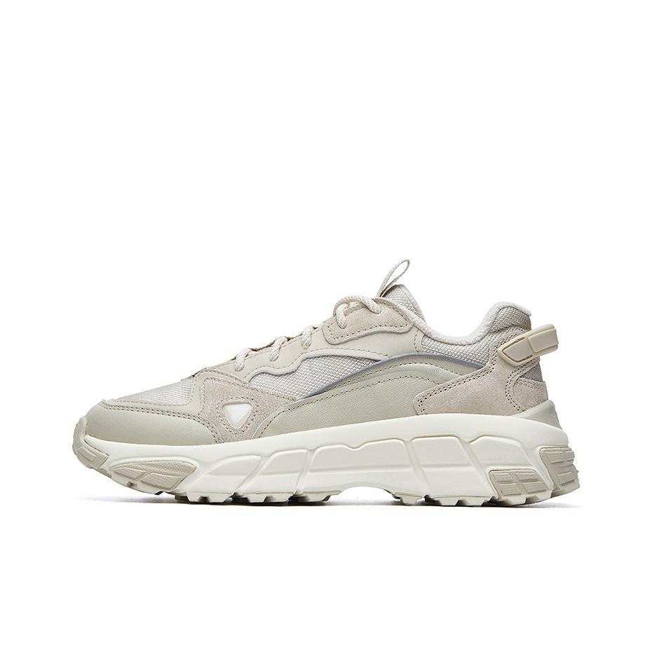 Fila Skyrunner Mesh Fabric Synthetic Leather Comfortable Versatile Low-Top Casual Shoes Women Sneaker Oatmeal-Gray F12W041135FSS