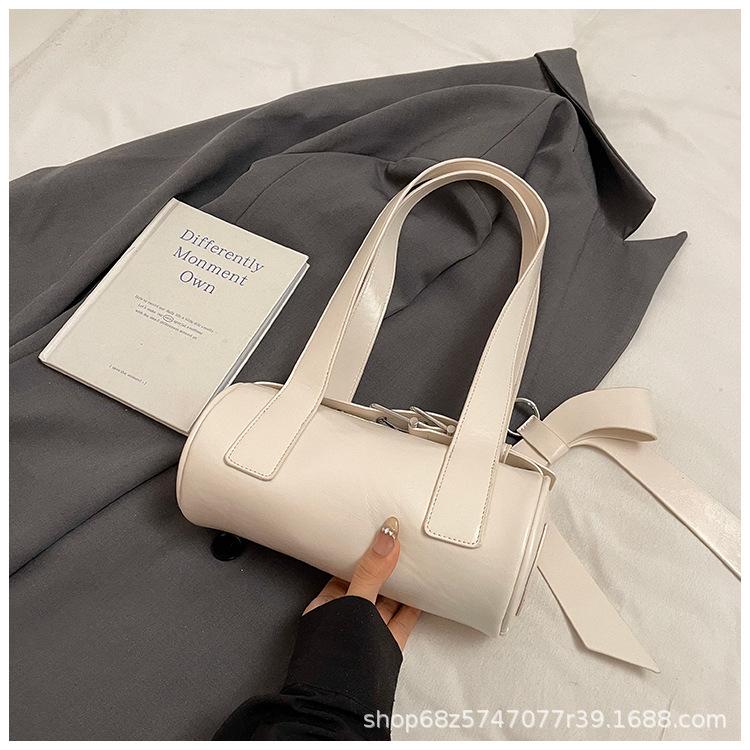 2025 New Fashion Underarm Bag Women's Bag Flow One Shoulder Spring Simple Pillow Bag Women's Korean Edition Large Capacity Commuter Bag