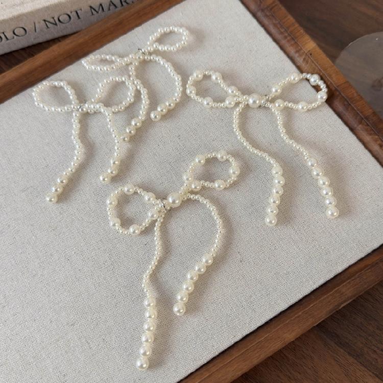 Unique Pearls Butterfly Bowknot Shoe Ornaments Decoration Portable Footwear Accessory with Thess Elegant Charm